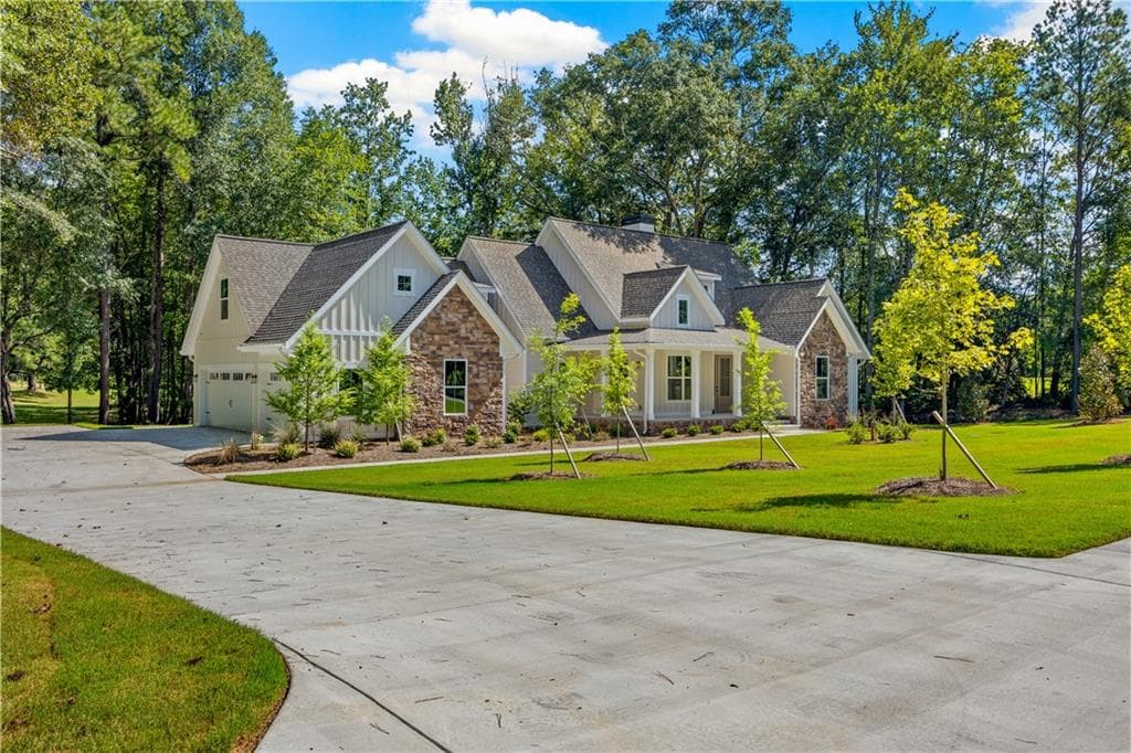 110 Farr Lake Drive, Tyrone, GA 30290 — most recent listing photo