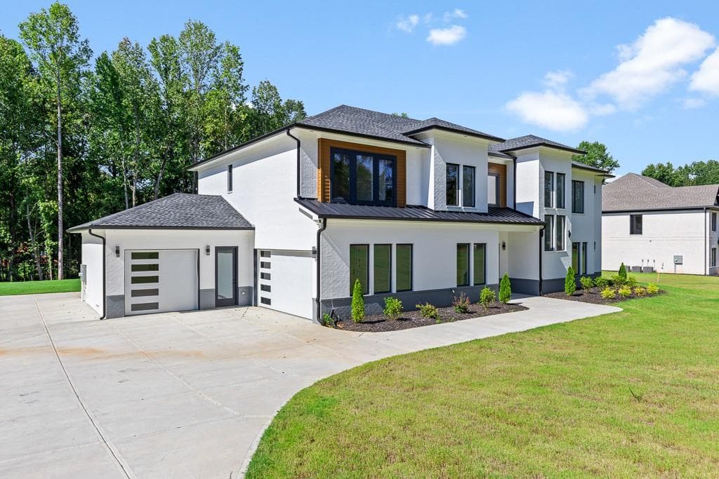 4 bedroom, 5 bathroom, 5,200 sq ft single family residence under contract at 2274 Highway 124, Jefferson, GA 30549 — photo 2