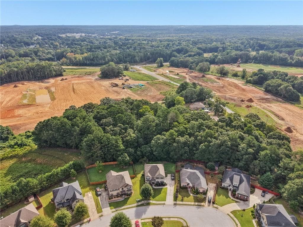 4 bedroom, 3 bathroom, 2,584 sq ft single family residence under contract at 115 Tanners Court, Covington, GA 30016 — photo 6