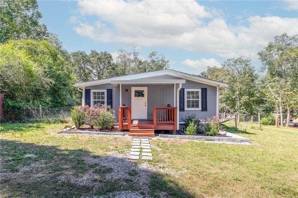 3916 Petes Drive, Gainesville, GA 30506 — most recent listing photo