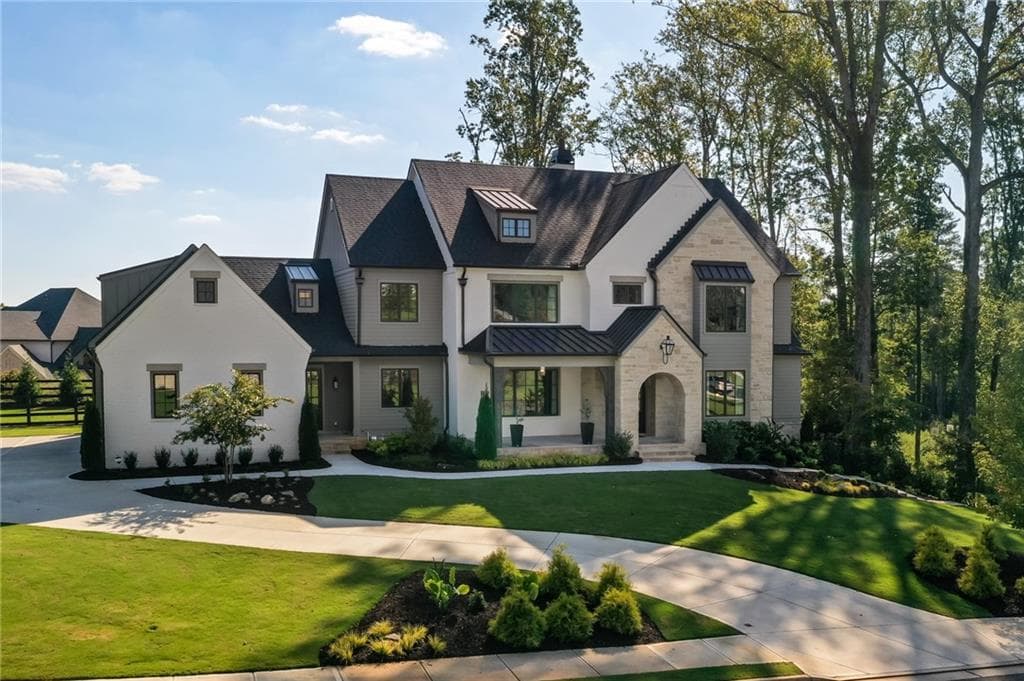 7 bedroom, 8 bathroom, 9,489 sq ft single family residence for sale at 1050 Little River Lane, Milton, GA 30004 — photo 2
