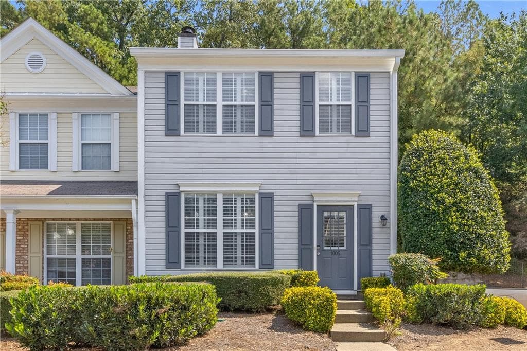 2 bedroom, 3 bathroom, 1,218 sq ft townhouse sold at 1005 Whitestone Ridge, Alpharetta, GA 30005