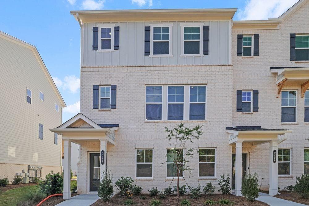 221 Lytham Drive, Mableton, GA 30126 — most recent listing photo
