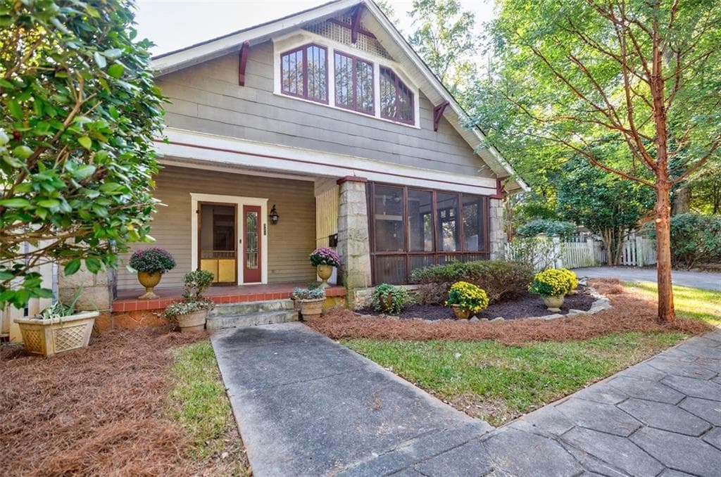 5 bedroom, 4 bathroom, 2,571 sq ft single family residence sold at 321 Candler Street, Atlanta, GA 30307