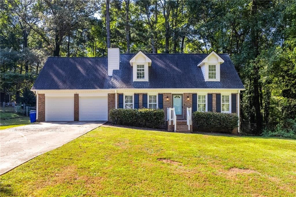 3 bedroom, 2 bathroom, 1,131 sq ft single family residence sold at 396 Windsor Farms Drive, Lawrenceville, GA 30046