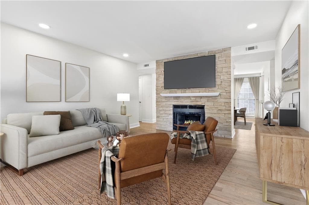 2 bedroom, 2 bathroom, 1,059 sq ft condominium sold at 1166 Booth Road 205, Marietta, GA 30008