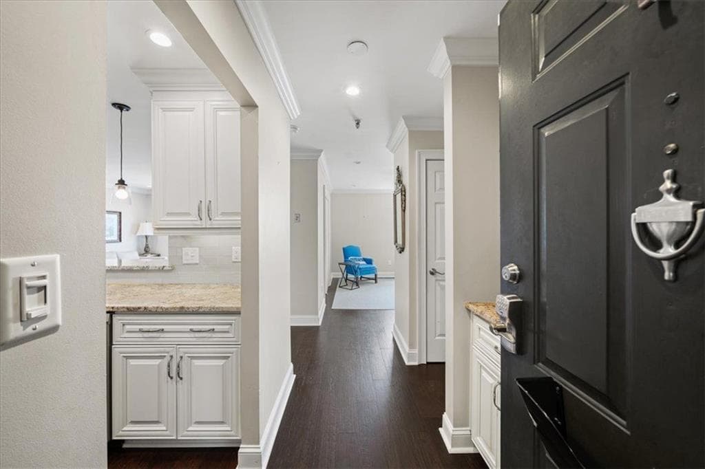 300 Johnson Ferry Road B810, Atlanta, GA 30328 — most recent listing photo