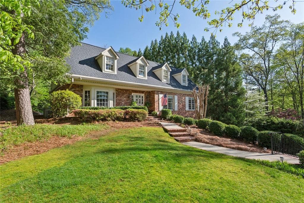 5 bedroom, 5 bathroom, 5,186 sq ft single family residence sold at 4584 E Conway Drive, Atlanta, GA 30327