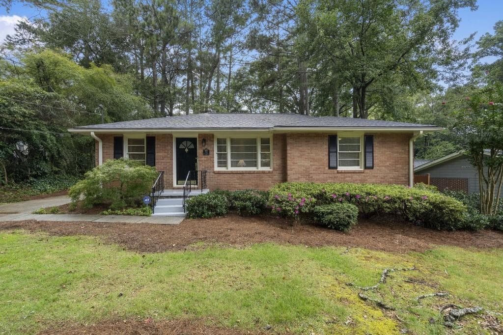 766 Iris Terrace, Decatur, GA 30033 — most recent listing photo