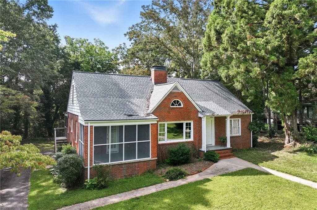 4 bedroom, 2 bathroom, 1,732 sq ft single family residence for sale at 329 Morrison Moore Parkway, Dahlonega, GA 30533 — photo 1 of 43