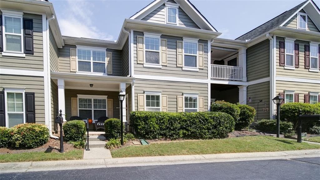 1126 LAKE POINT Way, Suwanee, GA 30024 — most recent listing photo
