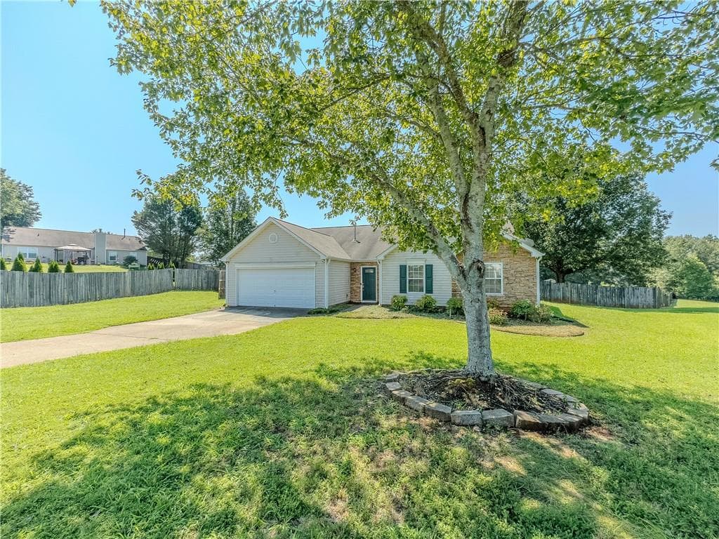 7535 Springmill Court, Cumming, GA 30028 — most recent listing photo