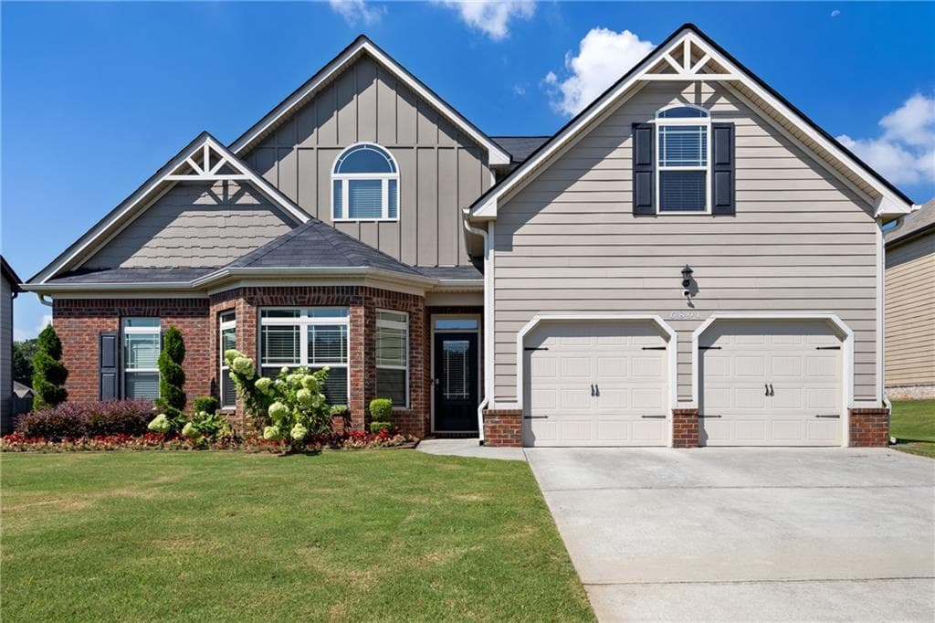 4 bedroom, 4 bathroom, 3,017 sq ft single family residence for sale at 6891 DRESDEN Drive, Rex, GA 30273 — photo 3
