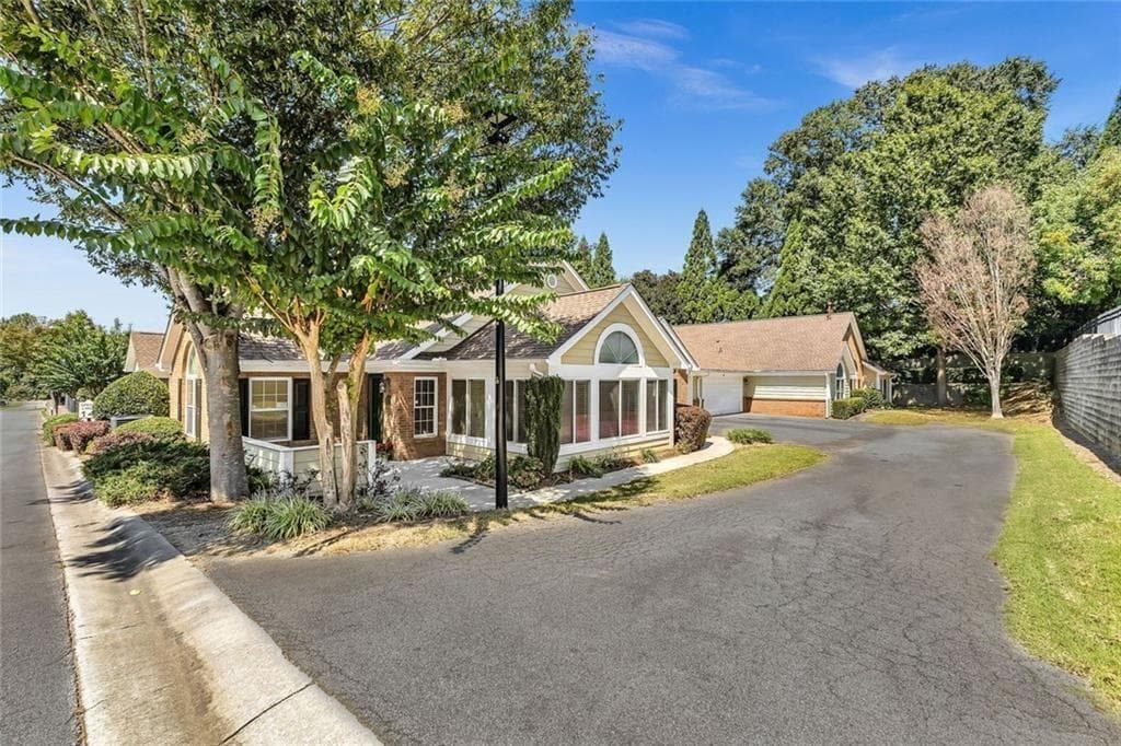 501 Cascade Park Drive, Atlanta, GA 30331 — most recent listing photo