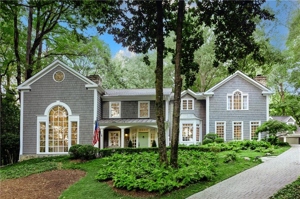 6 bedroom, 9 bathroom, 7,301 sq ft single family residence sold at 4655 Jett Road, Atlanta, GA 30327