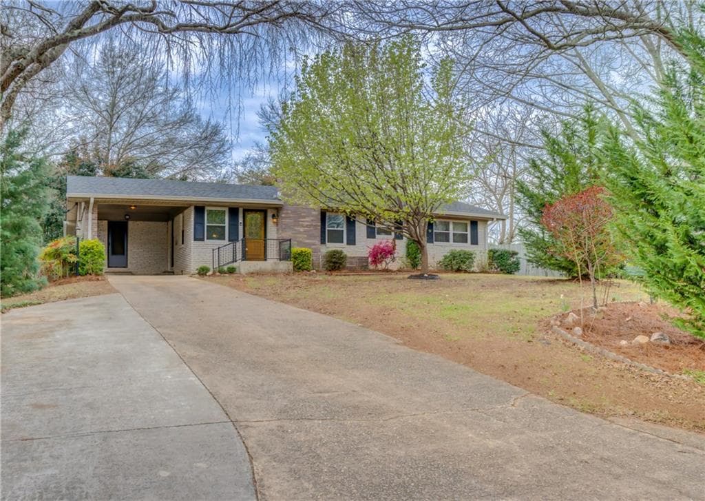2704 Wayman Drive, Gainesville, GA 30506 — most recent listing photo