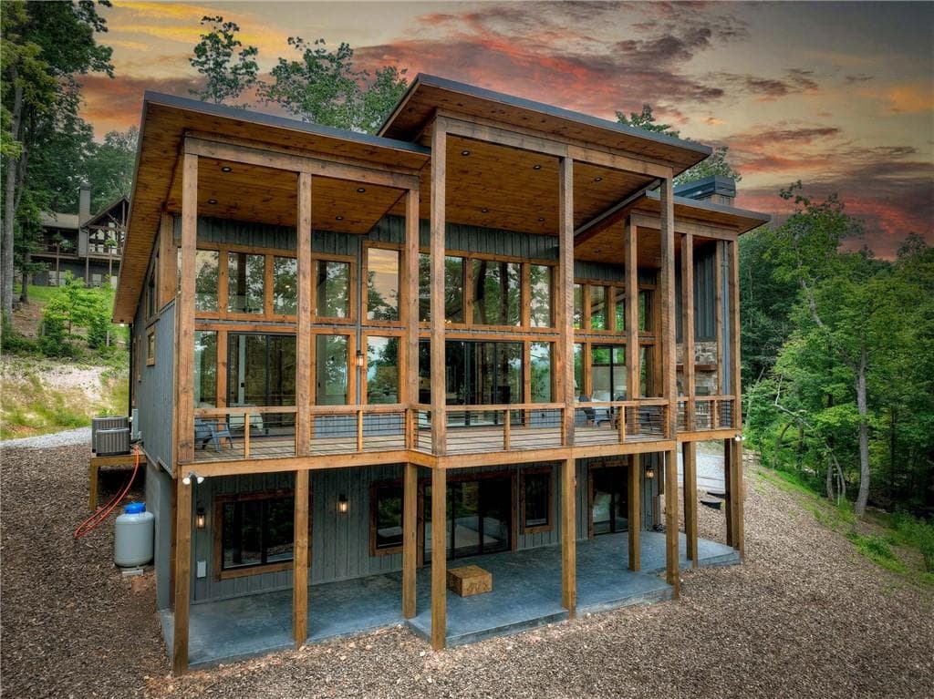 768 Cherokee Circle, Ellijay, GA 30540 — most recent listing photo
