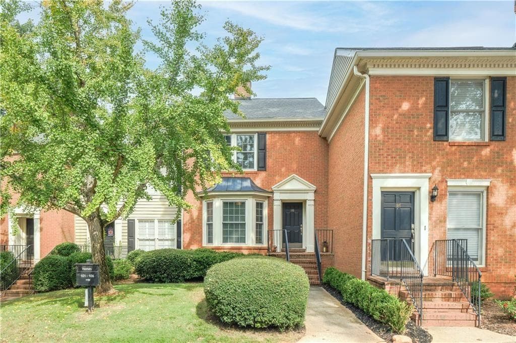 2 bedroom, 3 bathroom, 1,480 sq ft townhouse sold at 103 Mount Vernon Circle, Atlanta, GA 30338