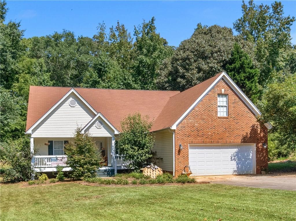 112 Bridgewater Drive, Jackson, GA 30233 — most recent listing photo