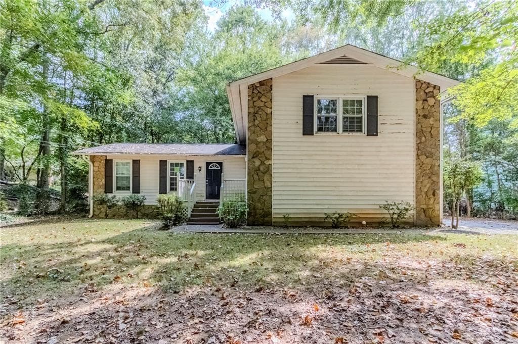 1075 Forest Heights Road, Stone Mountain, GA 30083 — most recent listing photo
