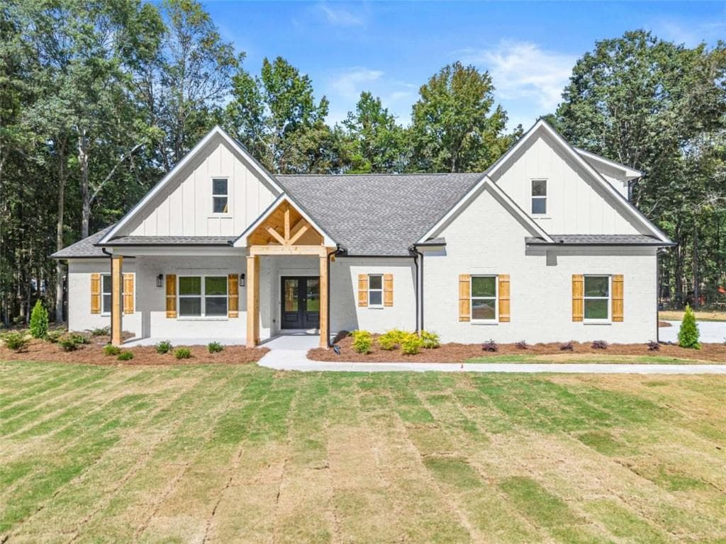 4 bedroom, 4 bathroom, 2,481 sq ft single family residence sold at 4939 Emory Griffin Road, Gillsville, GA 30543