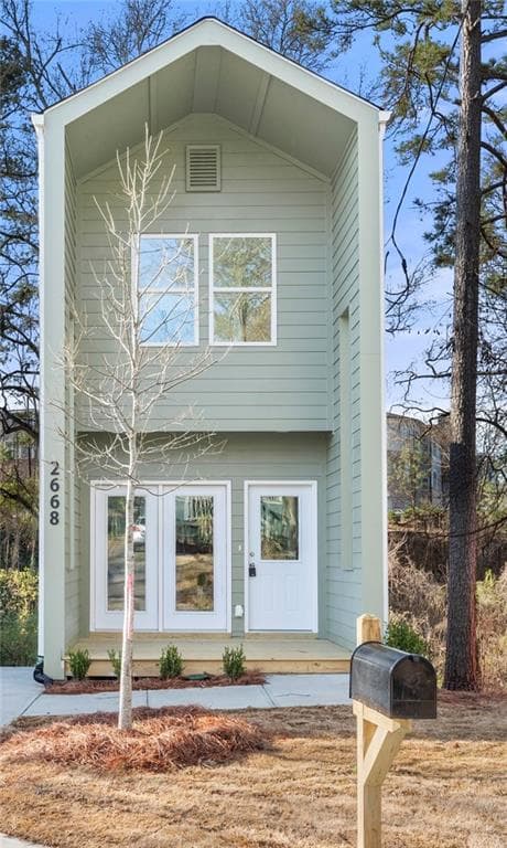 2 bedroom, 2 bathroom, 910 sq ft single family residence sold at 2668 BROWN Street, Atlanta, GA 30318