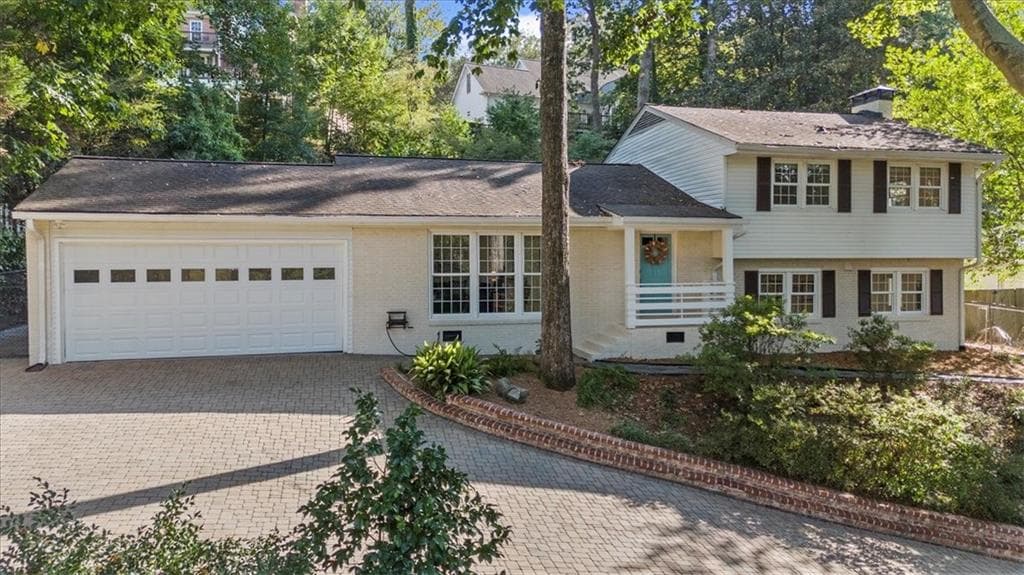 905 Starlight Drive, Sandy Springs, GA 30342 — most recent listing photo
