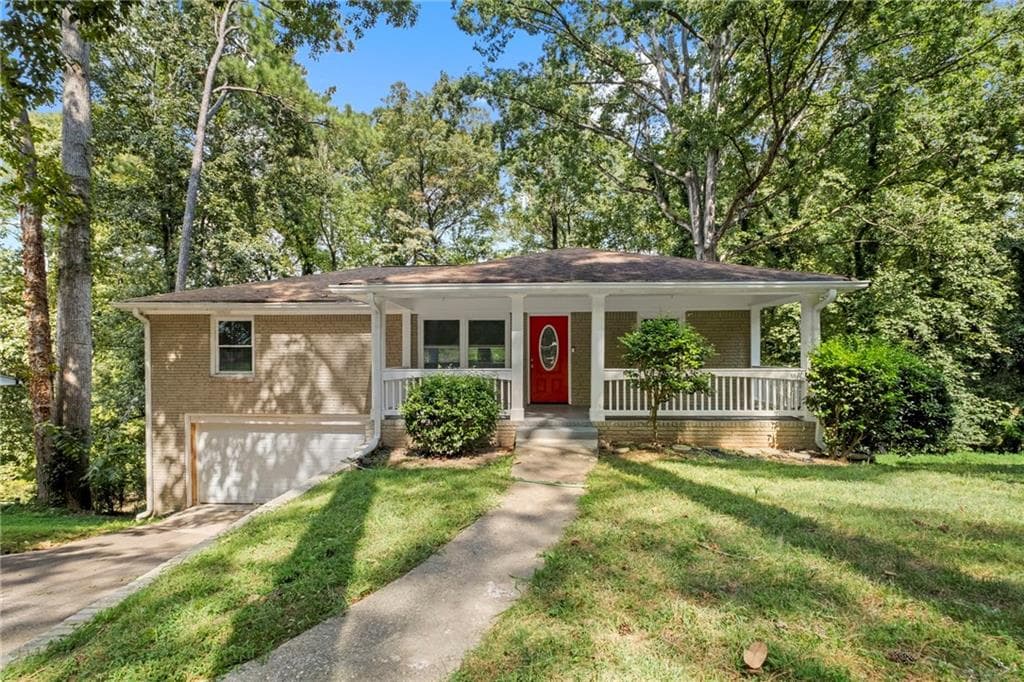 4 bedroom, 2 bathroom, 2,200 sq ft single family residence sold at 479 Larchmont Circle, Atlanta, GA 30318