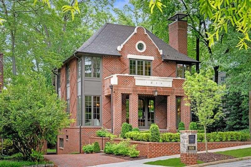 6 bedroom, 6 bathroom, 5,326 sq ft single family residence sold at 1026 Reeder Circle, Atlanta, GA 30306