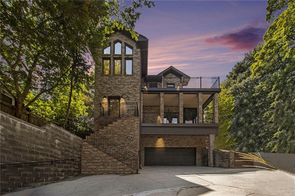 3 bedroom, 3 bathroom, 3,028 sq ft single family residence sold at 1260 Monroe Drive, Atlanta, GA 30306