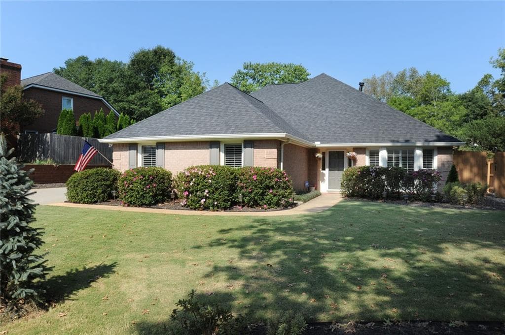 400 N Farm Drive, Alpharetta, GA 30004 — most recent listing photo