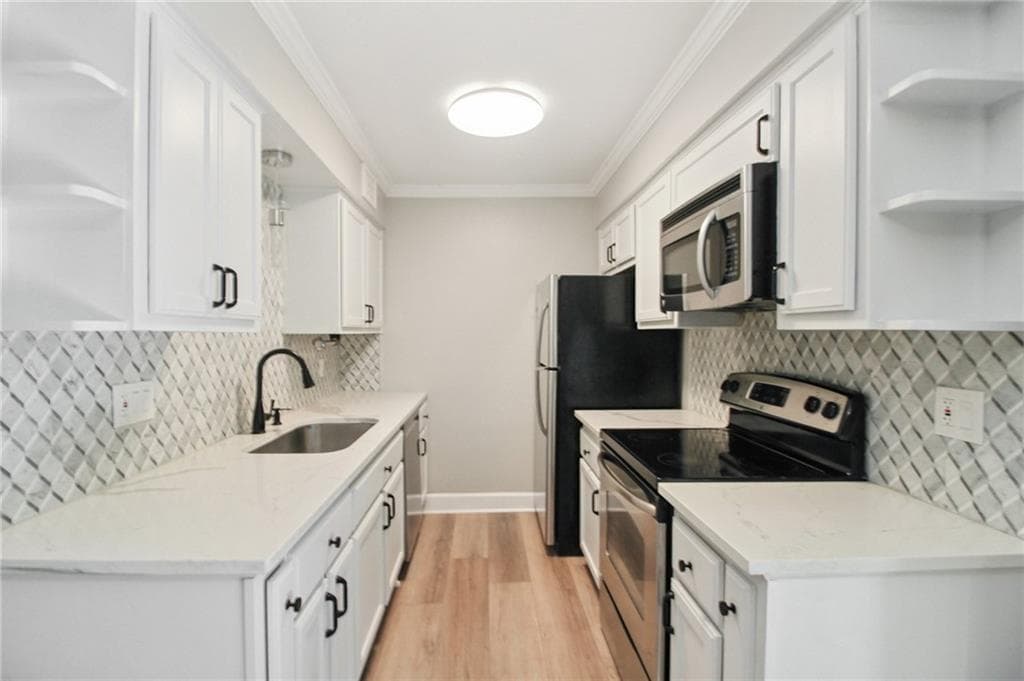 2 bedroom, 3 bathroom, 1,252 sq ft townhouse for sale at 248 Triumph Drive, Atlanta, GA 30327 — photo 7