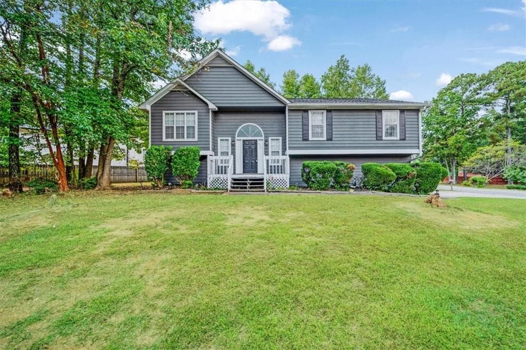 3 bedroom, 2 bathroom, 1,572 sq ft single family residence sold at 2705 OWENS Avenue, Marietta, GA 30064