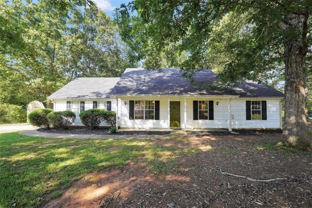110 Pebble Creek Drive, Jackson, GA 30233 — most recent listing photo