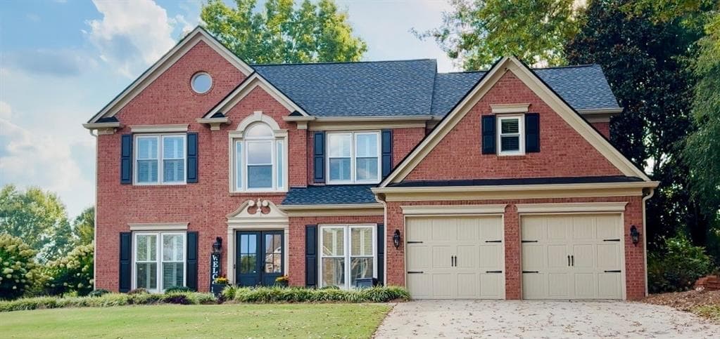 4 bedroom, 3 bathroom, 2,728 sq ft single family residence sold at 7105 Brookwood Way, Cumming, GA 30041