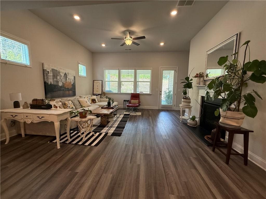 4 bedroom, 3 bathroom, 3,278 sq ft single family residence for sale at 3378 Long Creek Drive, Buford, GA 30519 — photo 8