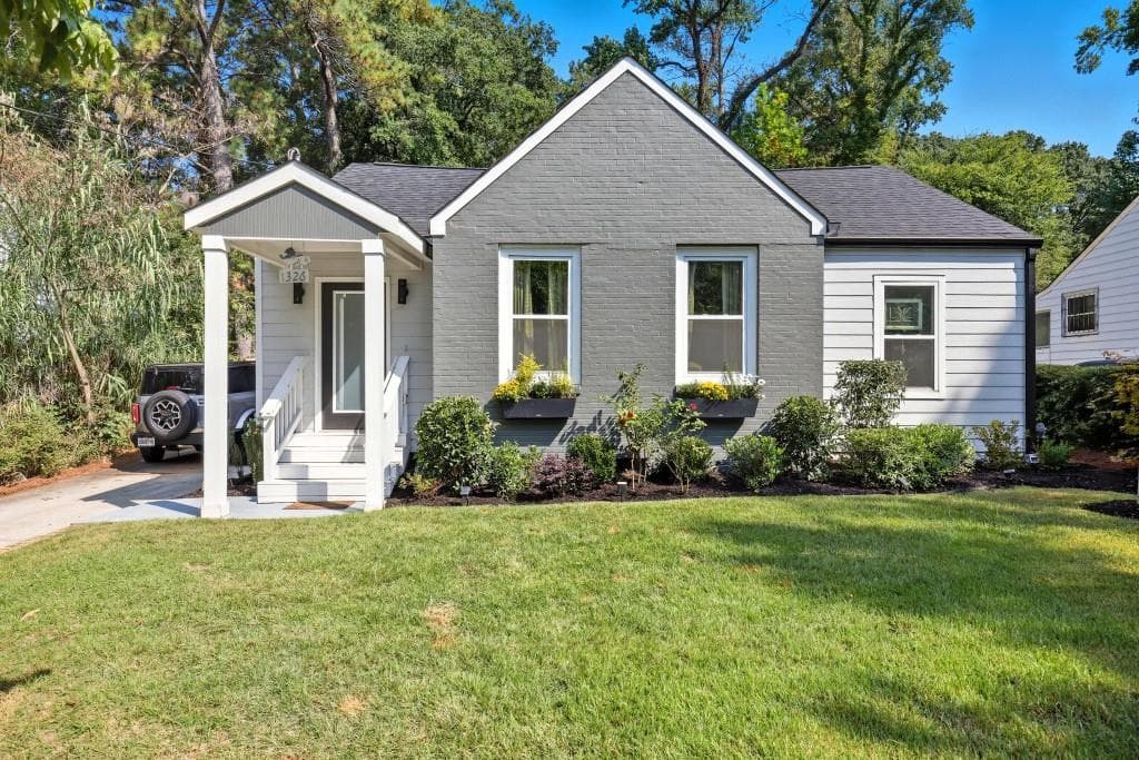 3 bedroom, 4 bathroom, 2,368 sq ft single family residence sold at 1326 Ormewood Avenue, Atlanta, GA 30316