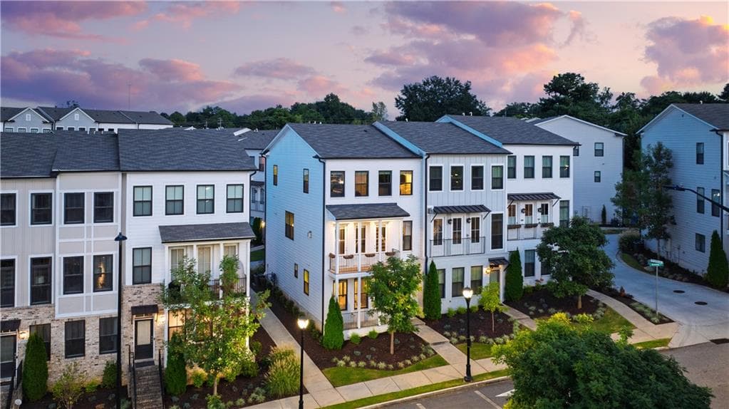 2013 Rockledge Road, Atlanta, GA 30324 — most recent listing photo