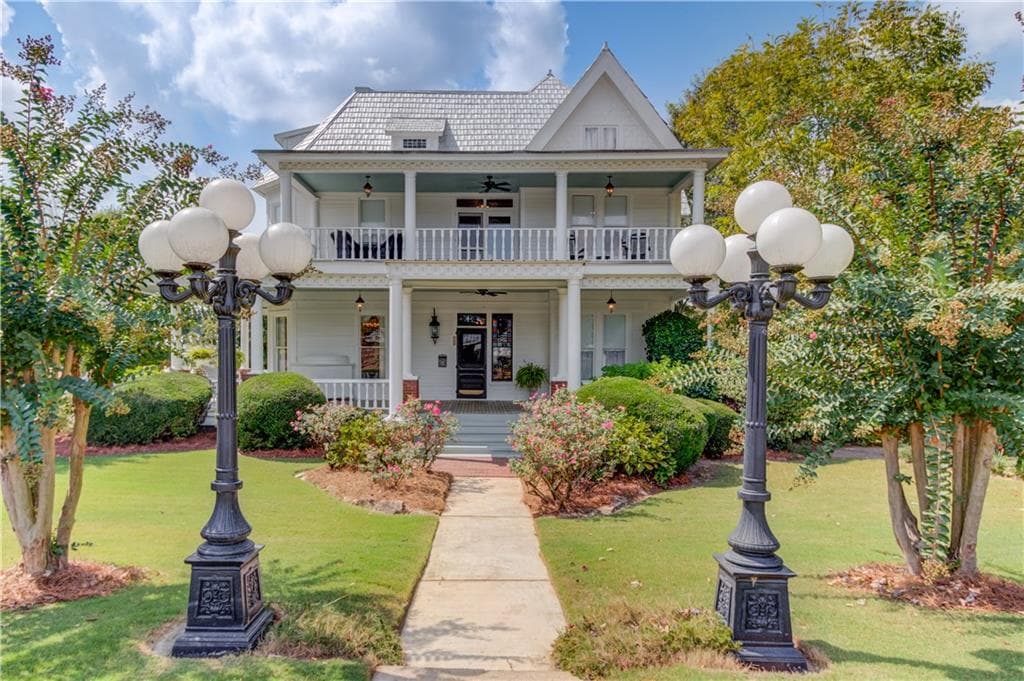 5 bedroom, 4 bathroom, 3,269 sq ft single family residence sold at 74 White Street, Hoschton, GA 30548
