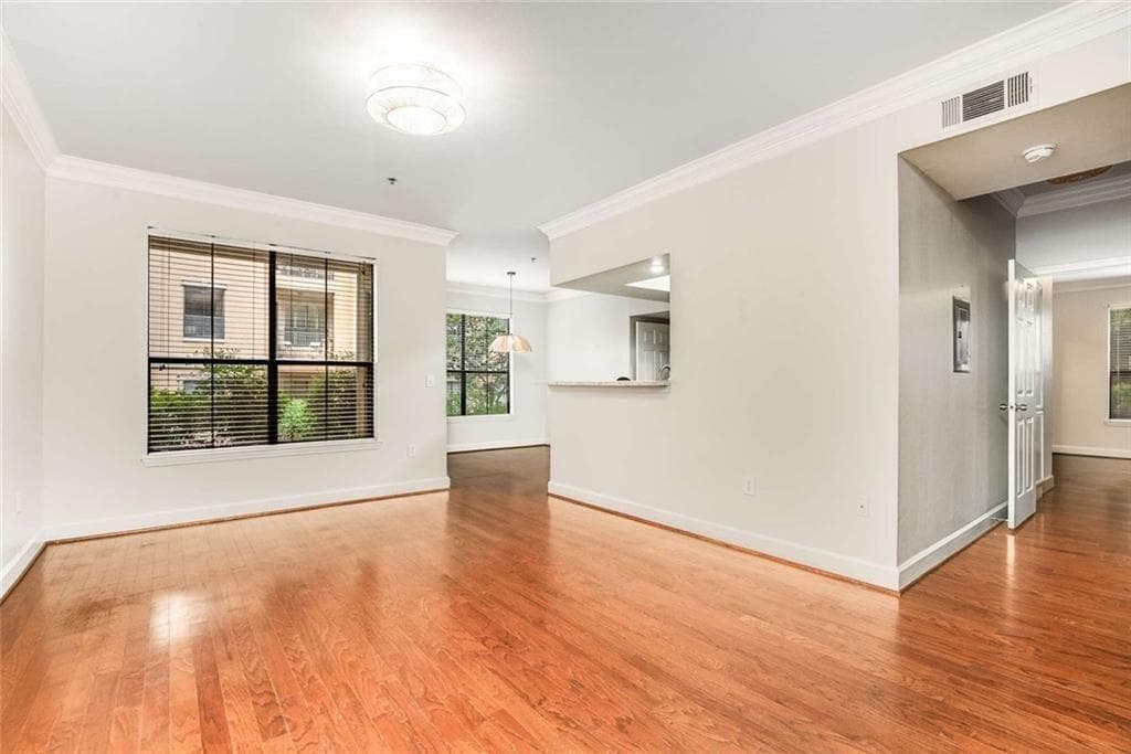 2 bedroom, 2 bathroom, 1,160 sq ft condominium sold at 3777 Peachtree Road #1112, Brookhaven, GA 30319