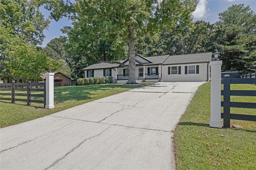 3 bedroom, 2 bathroom, 1,815 sq ft single family residence for sale at 1686 NORTON ESTATES Drive, Snellville, GA 30078 — photo 7