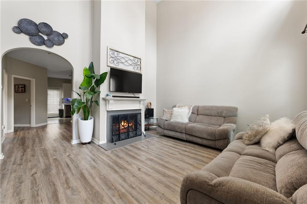 3 bedroom, 3 bathroom, 2,008 sq ft townhouse sold at 119 Oak Green Drive, Lawrenceville, GA 30044