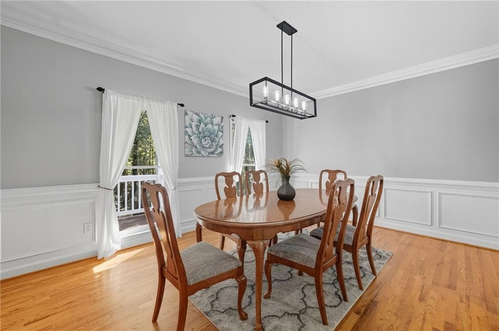 7 bedroom, 4 bathroom, 4,400 sq ft single family residence for sale at 5090 Eubanks Road, Woodstock, GA 30188 — photo 7
