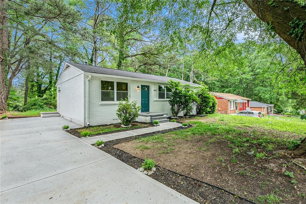 3 bedroom, 2 bathroom, 1,150 sq ft single family residence sold at 408 Belgarde Place, Atlanta, GA 30354