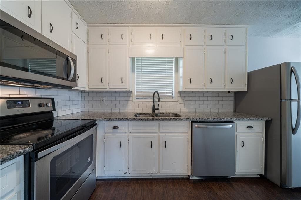 4 bedroom, 2 bathroom, 1,638 sq ft single family residence under contract at 4569 Iroquois Trail, Duluth, GA 30096 — photo 8