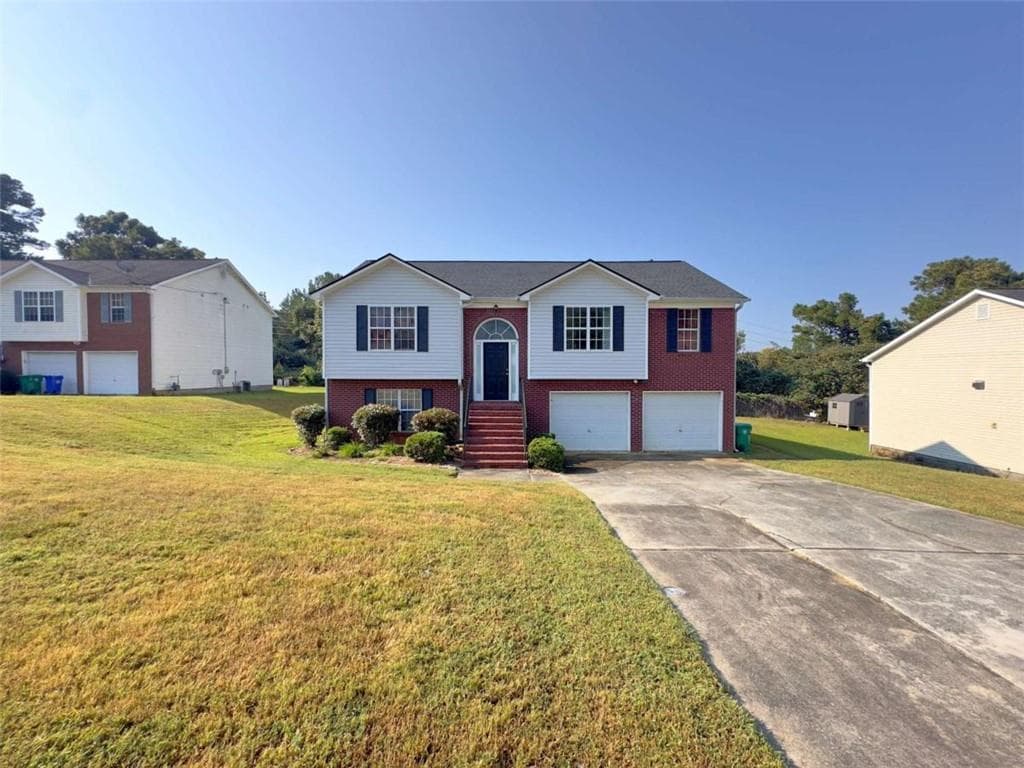 5 bedroom, 3 bathroom, 2,462 sq ft single family residence sold at 4527 Berline Drive, Lithonia, GA 30038