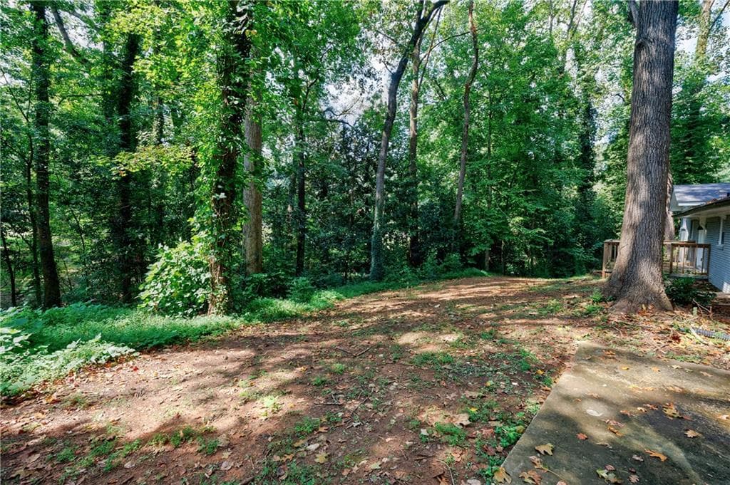 4 bedroom, 2 bathroom, 2,214 sq ft single family residence for sale at 4305 Christine Court, Decatur, GA 30035 — photo 8