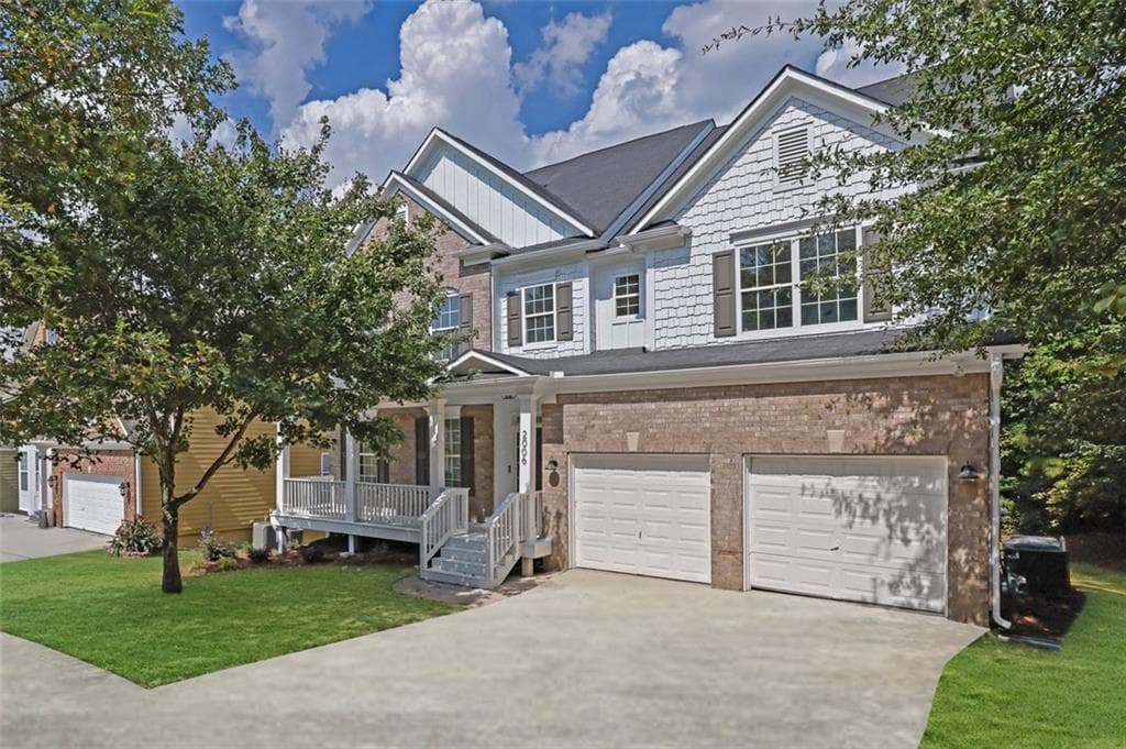 8 bedroom, 5 bathroom, 5,651 sq ft single family residence sold at 2006 Temple Park Drive, Loganville, GA 30052