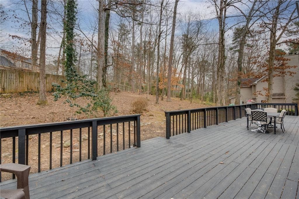 5 bedroom, 4 bathroom, 2,524 sq ft single family residence for sale at 2093 Breconridge Drive, Marietta, GA 30064 — photo 6