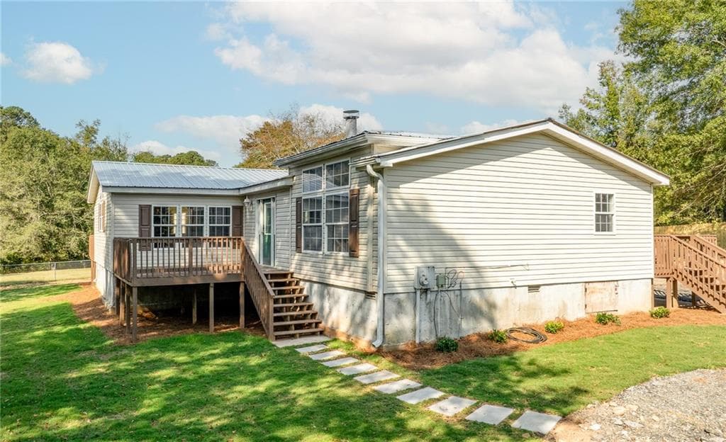 3 bedroom, 2 bathroom, 2,100 sq ft single family residence sold at 5605 Ashland Farm Road, Oxford, GA 30054